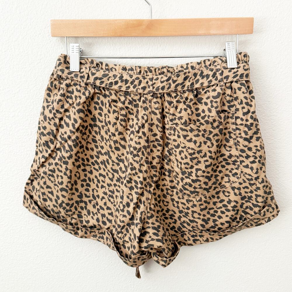AERIE | Leopard Print Tan Black Paperbag Tie Belted Waist Shorts | Size Medium - Picture 4 of 7